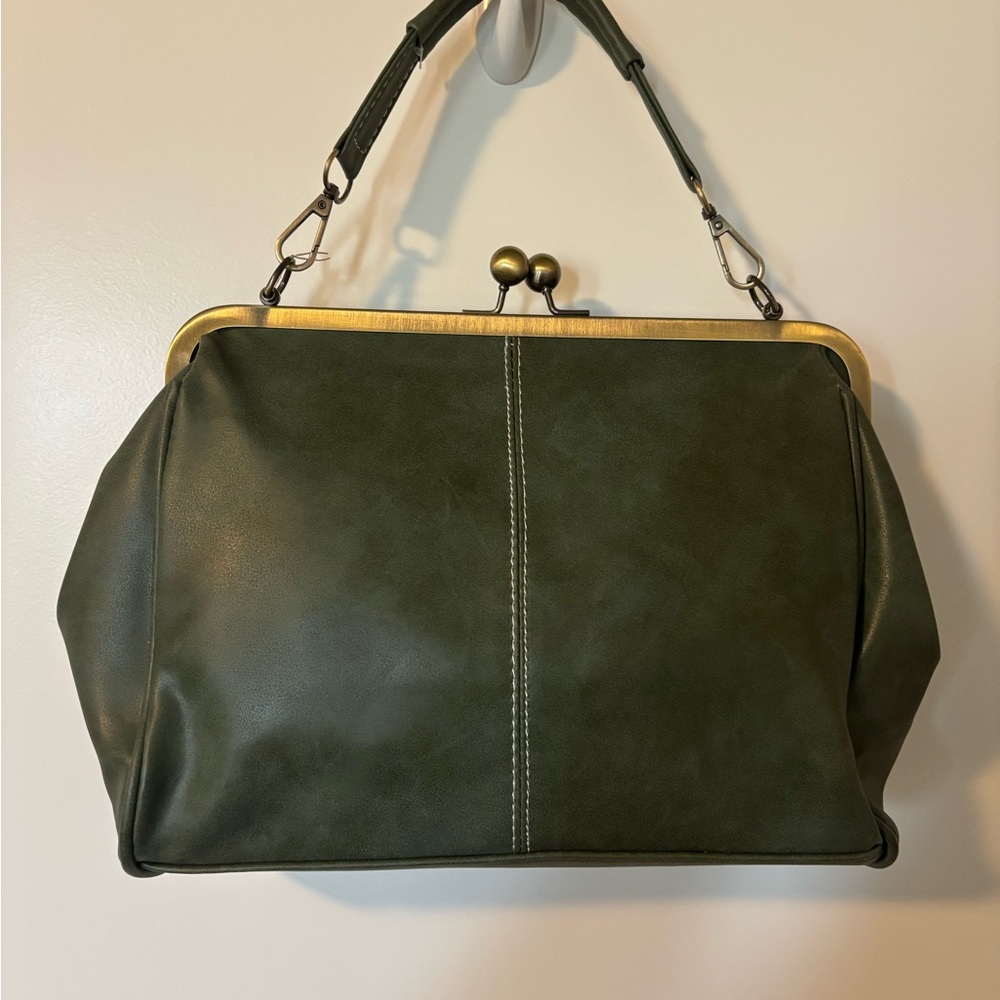 Green Leather Shoulder Bag with Gold Clasp